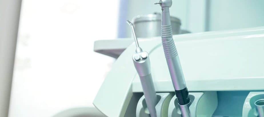 Symptoms of Nerve Damage from Dental Mistakes