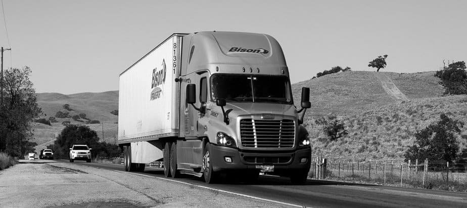 Car Accidents with Commercial Vehicles in Tampa Tampa truck accident lawyer