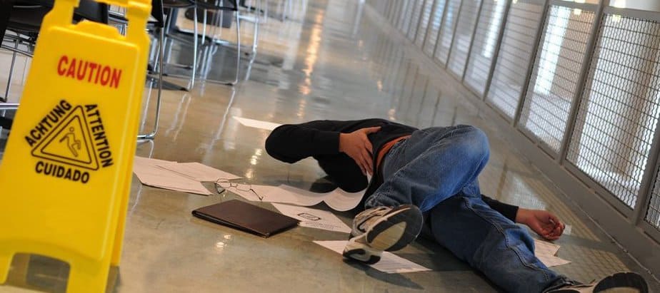 Common Causes of Slip and Fall Accidents in Tampa