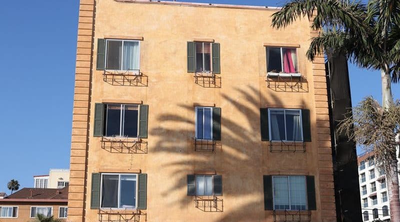 Who’s Liable for a Slip and Fall at an Apartment Complex? Tampa premises liability lawyer